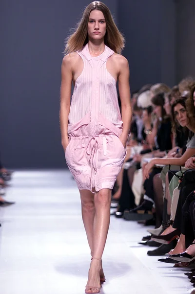 Look 24
